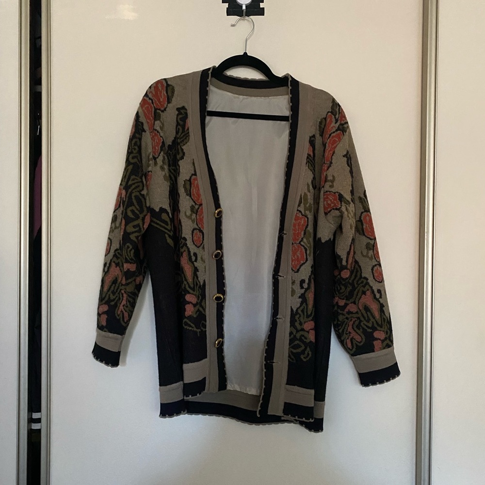 Vintage Rose/Floral Cardigan Sweater